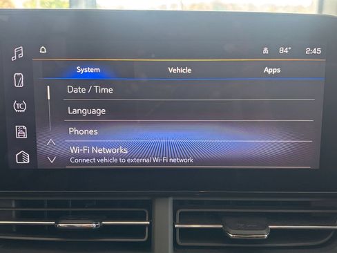 Used 2025 Chevrolet Trax LT FWD image 20