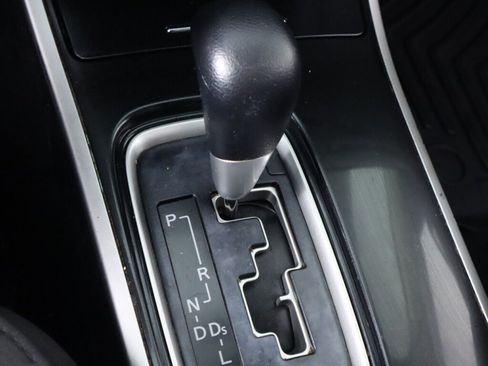 Used 2020 Mitsubishi Outlander ES AWD/4WD image 24