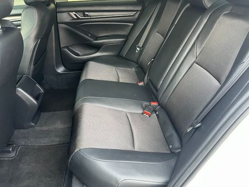 Used 2020 Honda Accord Sport image 11