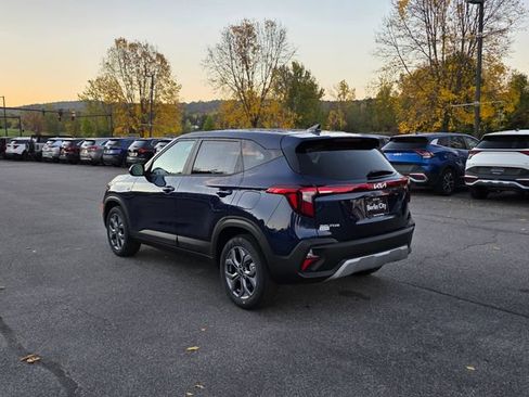 New 2026 Kia Seltos LX AWD/4WD image 5