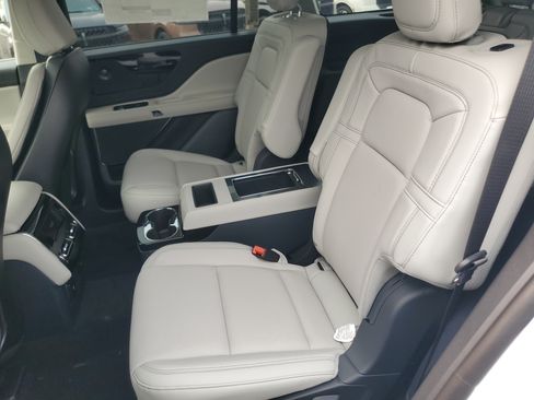 New 2026 Lincoln Aviator Reserve AWD/4WD image 26