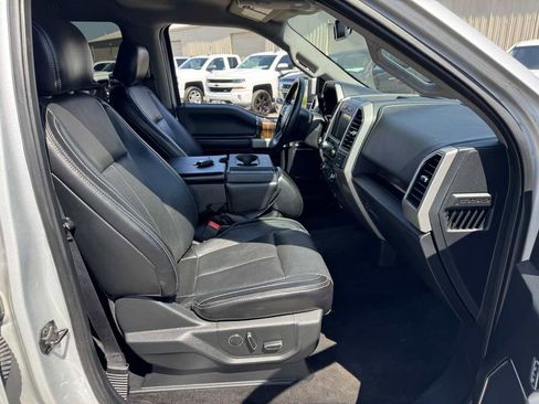 Used 2018 Ford F150 Lariat image 19
