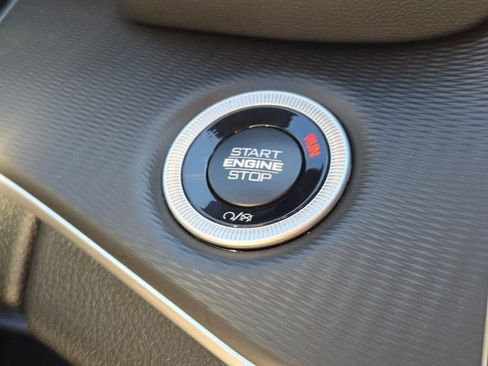 New 2025 Jeep Grand Cherokee Laredo X w/ Luxury Tech Group I AWD/4WD image 32