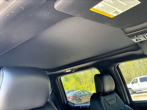 Used 2018 Ford F150 Raptor w/ Equipment Group 802A Luxury AWD/4WD image 22