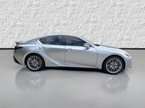 Used 2022 Lexus IS 300 AWD w/ Premium Package image 2