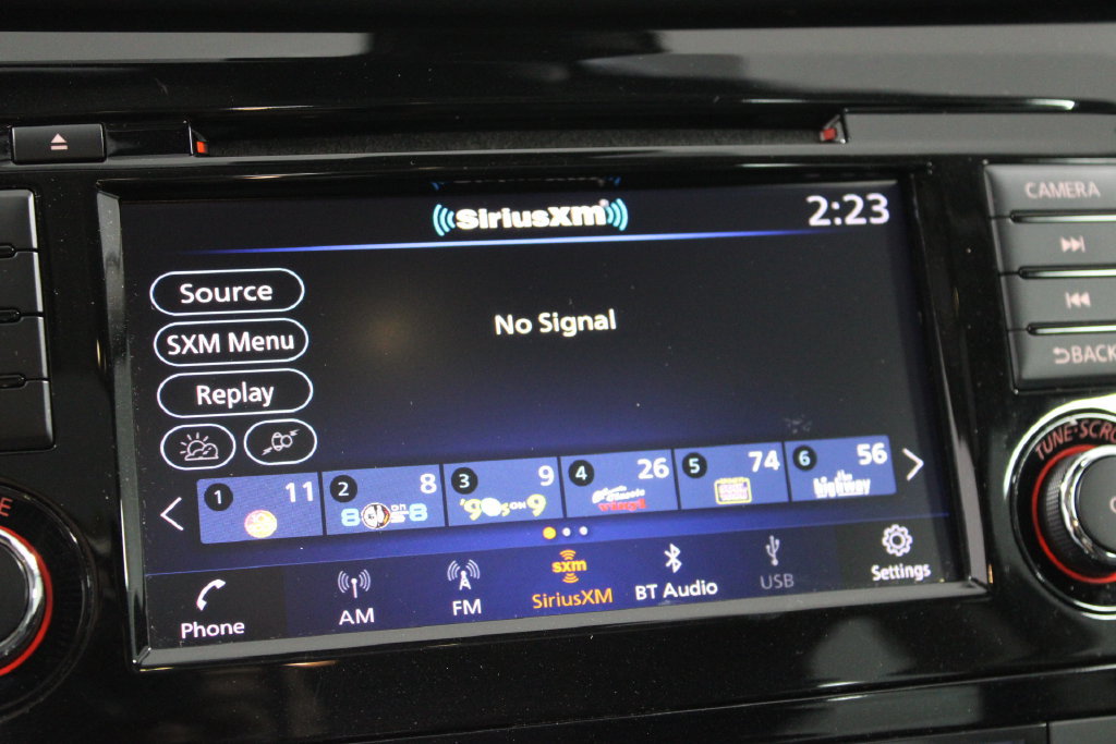 Used 2019 Nissan Rogue Sport SL w/ Premium Package FWD image 51