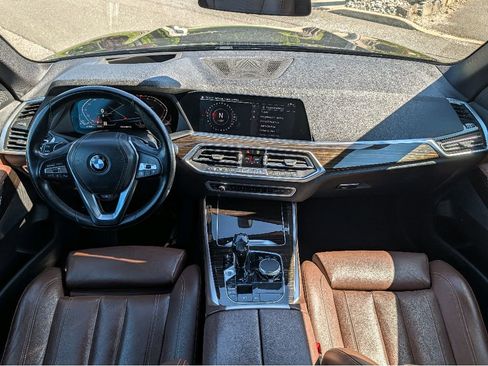 Used 2019 BMW X5 xDrive40i w/ Premium Package AWD/4WD image 30