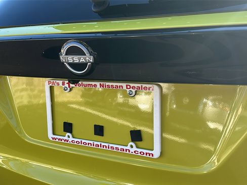 Certified 2025 Nissan Kicks SR image 9