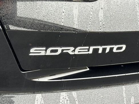 Certified 2023 Kia Sorento EX w/ Panoramic Sunroof Package image 39