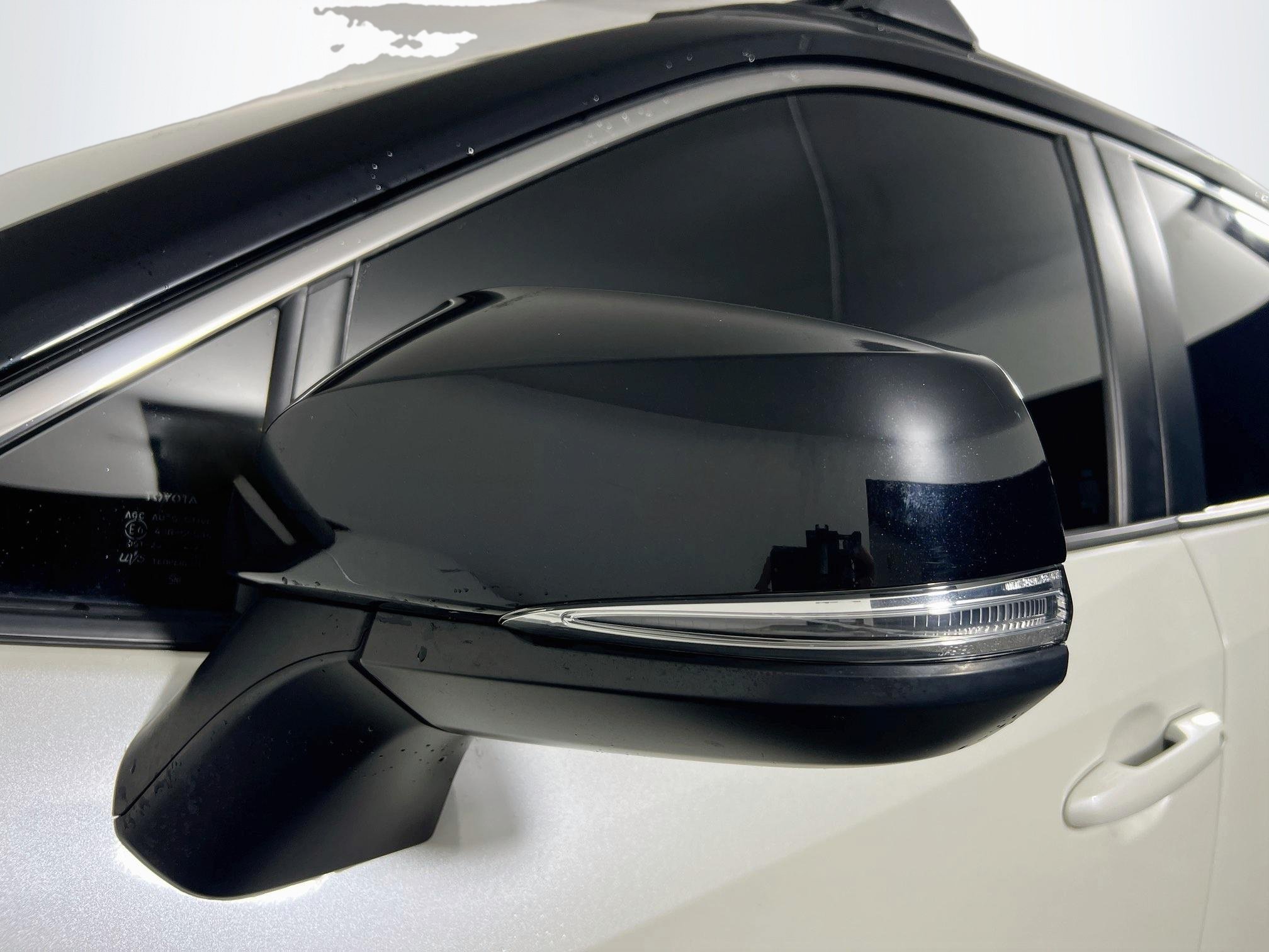 Used 2022 Toyota RAV4 XSE AWD/4WD image 12