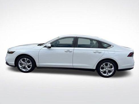 Used 2025 Honda Accord LX image 2