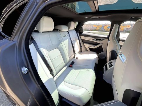 New 2026 Jaguar F-PACE R-Dynamic S image 23