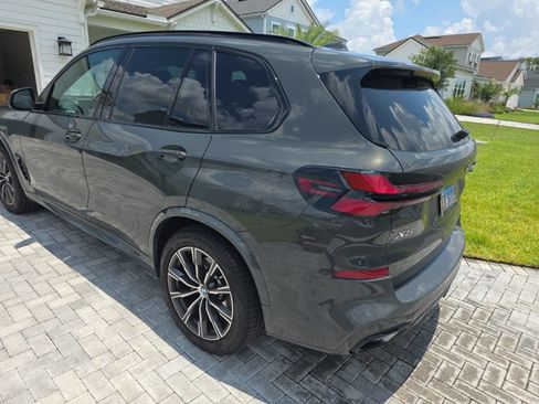 Used 2025 BMW X5 xDrive40i w/ Executive Package AWD/4WD image 12