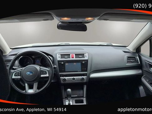 Used 2016 Subaru Outback 2.5i Premium image 9