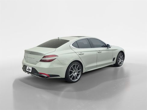 Used 2026 Genesis G70 2.5T Prestige image 4