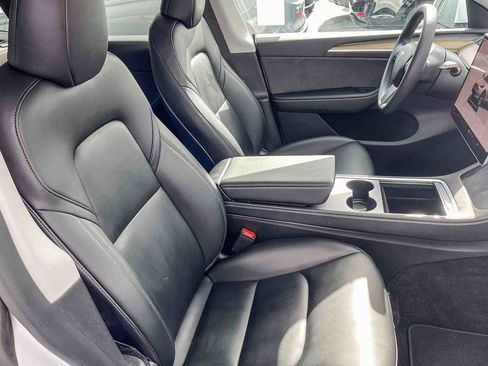 Used 2023 Tesla Model Y Long Range image 15