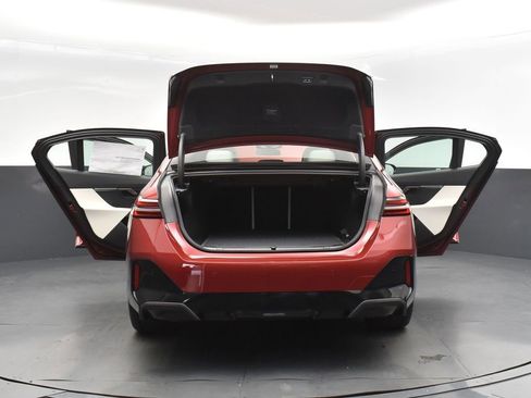 Certified 2025 BMW 530i w/ M Sport Package RWD image 50