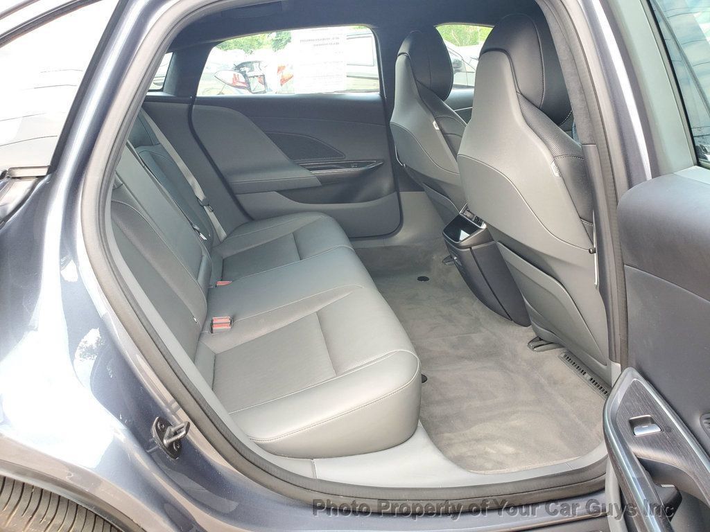 Used 2024 Lucid Air Pure RWD image 30