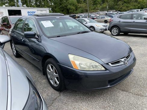 Used 2004 Honda Accord EX image 2