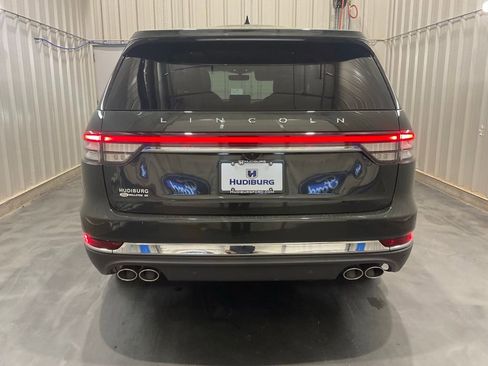 Used 2023 Lincoln Aviator Reserve w/ Equipment Group 201A AWD/4WD image 23