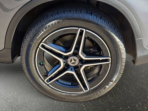 Used 2022 Mercedes-Benz GLC 300 4MATIC image 36