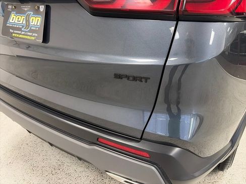 Used 2024 Honda CR-V Sport image 9