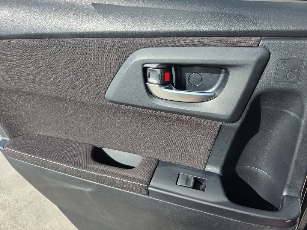 Used 2016 Scion iM FWD image 21