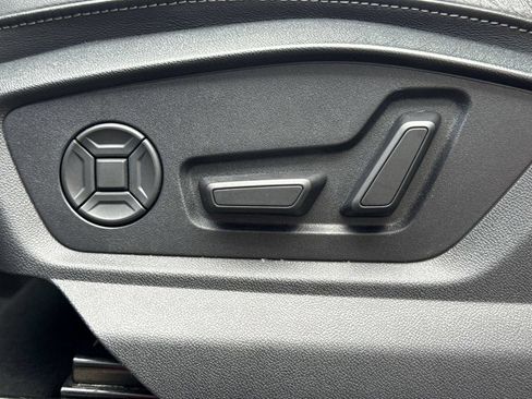 Used 2025 Audi Q7 3.0T Premium Plus AWD/4WD image 14
