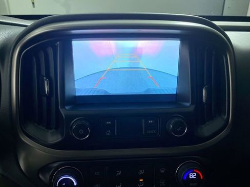 Used 2022 Chevrolet Colorado Z71 image 9