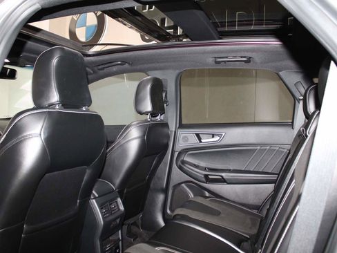 Used 2020 Ford Edge ST w/ Equipment Group 401A image 17