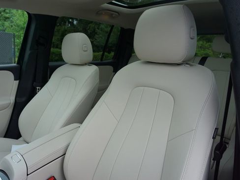 Certified 2025 Mercedes-Benz GLB 250 GLB 250 image 11