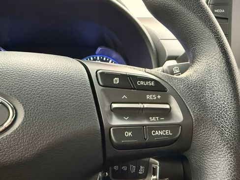 Used 2019 Hyundai Kona SE image 18