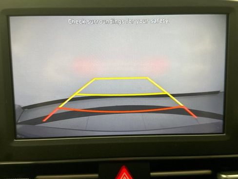Used 2023 Hyundai Elantra SEL FWD image 15