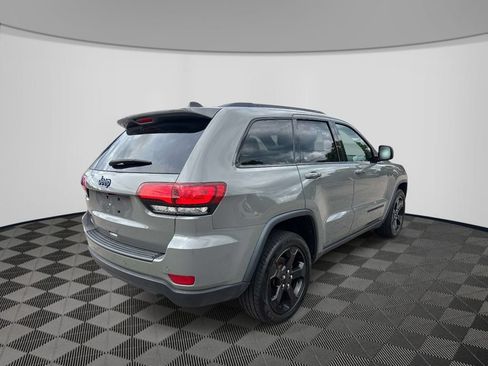 Certified 2020 Jeep Grand Cherokee Laredo AWD/4WD image 5