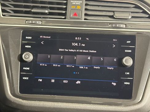 Used 2019 Volkswagen Tiguan SE image 24