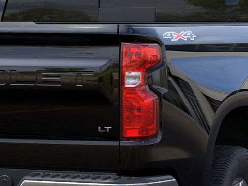 New 2026 Chevrolet Silverado 1500 LT AWD/4WD image 11