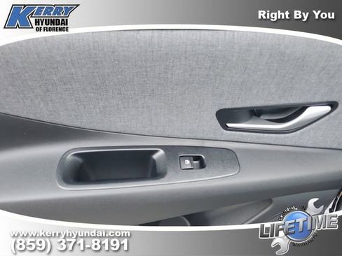 New 2026 Hyundai Elantra Limited image 16