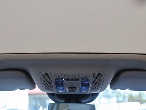 New 2024 Mercedes-Benz GLE 350 4MATIC image 13