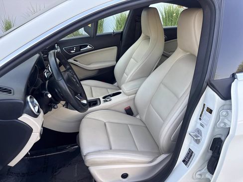 Used 2018 Mercedes-Benz CLA 250 image 18