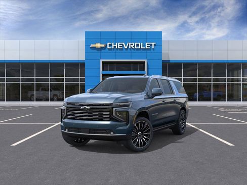 New 2026 Chevrolet Suburban High Country image 8