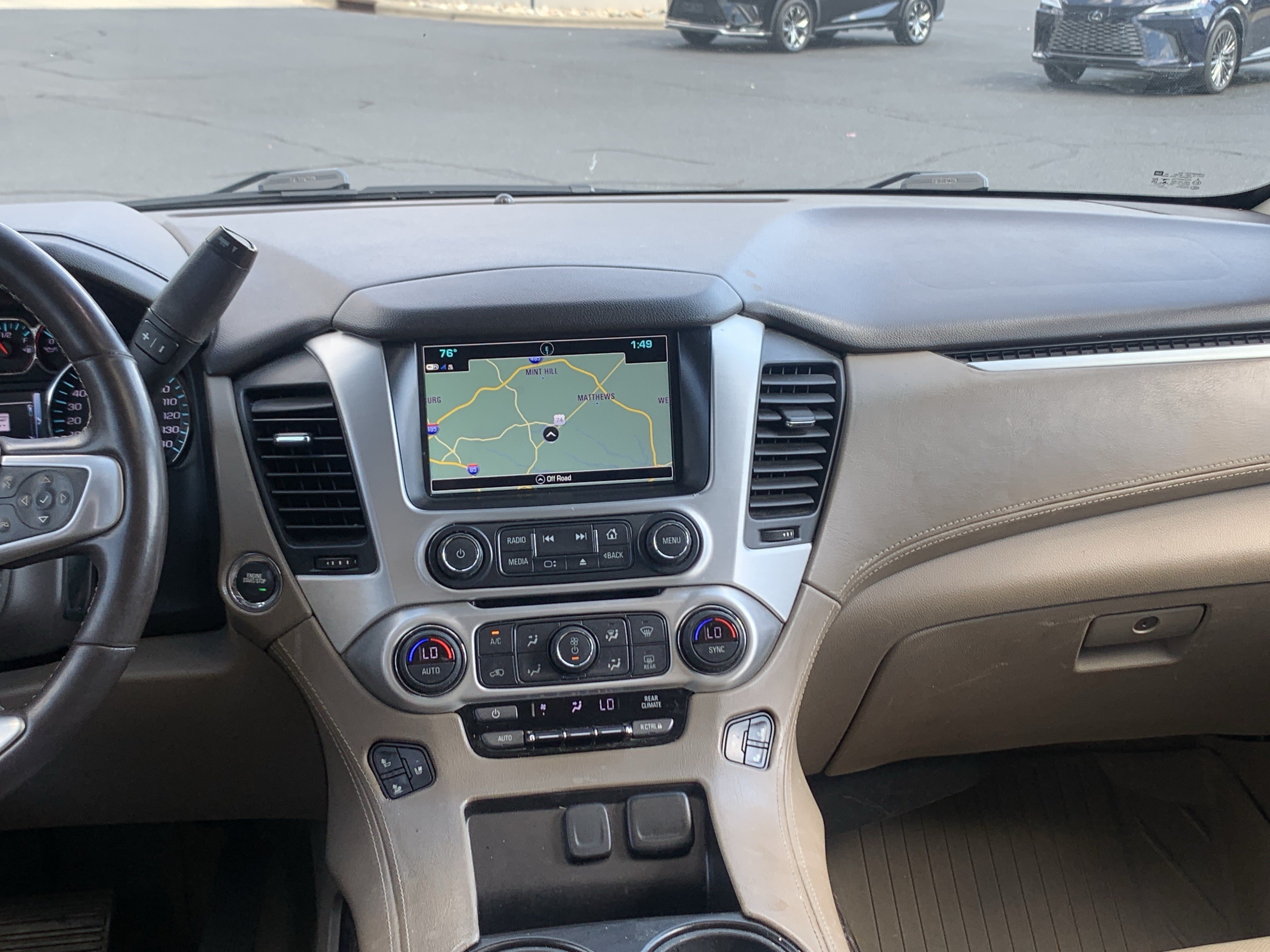 Used 2019 GMC Yukon XL SLT w/ Open Road Package AWD/4WD image 31