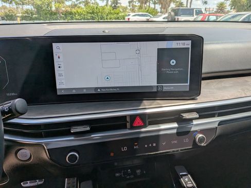 Certified 2026 Kia Sorento SX AWD/4WD image 24
