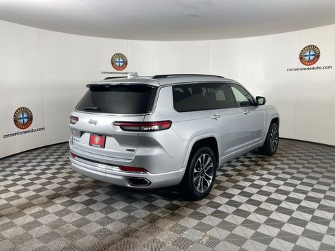 Used 2022 Jeep Grand Cherokee L Overland w/ Luxury Tech Group IV image 19