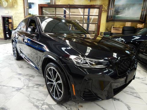 Used 2023 BMW X4 xDrive30i w/ Premium Enhanced Package image 1