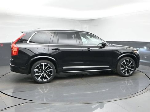 Used 2024 Volvo XC90 B6 Ultimate w/ Lounge Package AWD/4WD image 9