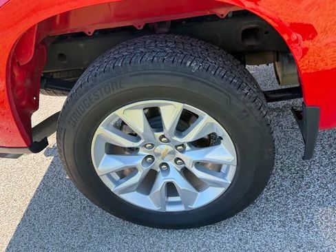 Used 2024 Chevrolet Silverado 1500 Custom AWD/4WD image 14