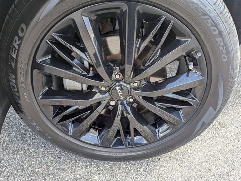 Certified 2022 Kia Telluride SX w/ Towing Package image 31