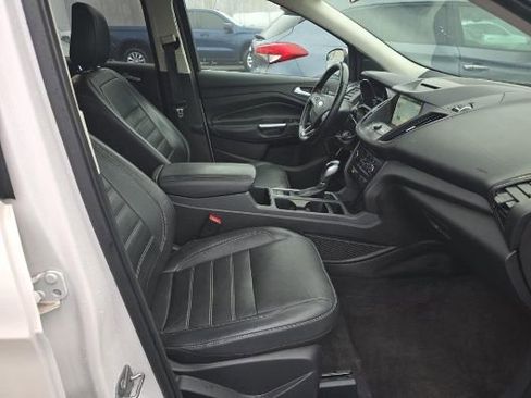 Used 2018 Ford Escape SEL image 4