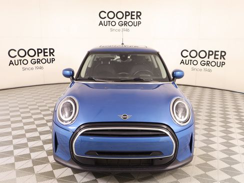 Used 2023 MINI Cooper 2-Door Hardtop FWD image 9