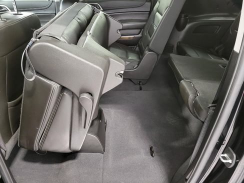 Used 2019 GMC Yukon XL Denali image 25